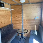 Tetris Domky V Beachklubu Ladvi